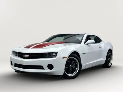 Used 2012 Chevrolet Camaro LS RWD image 15