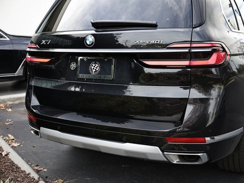 Used 2023 BMW X7 xDrive40i image 9