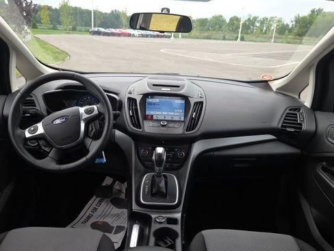 Used 2017 Ford C-MAX SE w/ Equipment Group 201A FWD image 20