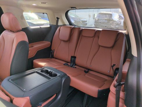 New 2026 Kia Carnival SX FWD image 34