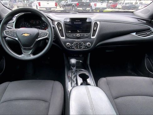 Used 2023 Chevrolet Malibu LT FWD image 15