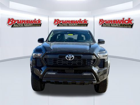 New 2025 Toyota Tacoma TRD Off-Road image 2