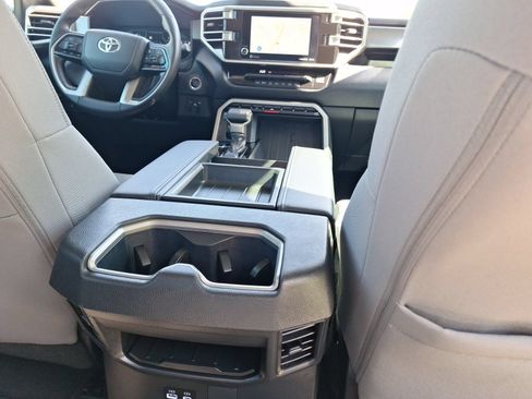 Used 2023 Toyota Tundra SR5 AWD/4WD image 32