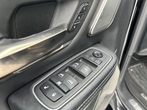 Used 2021 RAM 1500 Limited w/ Night Edition image 14