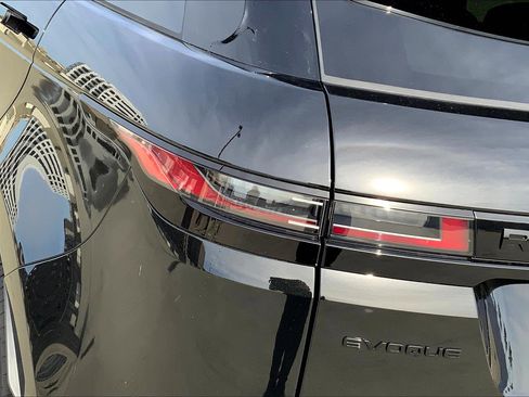 New 2026 Land Rover Range Rover Evoque Dynamic SE image 5