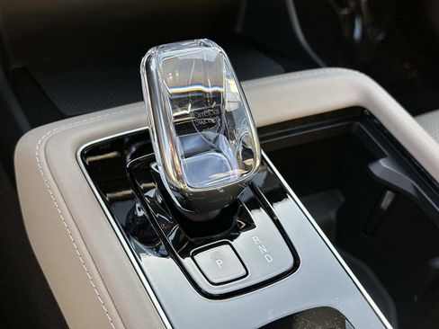 Certified 2026 Volvo XC90 B6 Ultra w/ Protection Package image 14