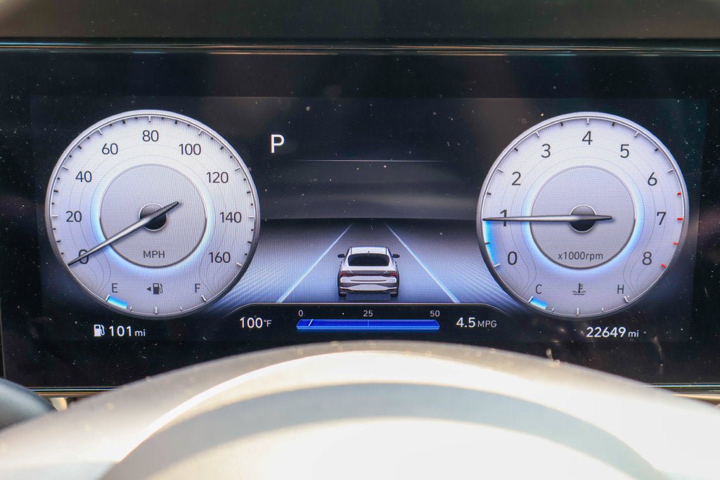 Used 2023 Hyundai Elantra Limited FWD image 12