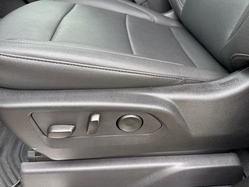 Used 2025 Chevrolet Silverado 2500 LTZ w/ LTZ Plus Package image 52