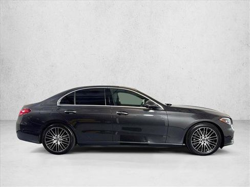 Used 2022 Mercedes-Benz C 300 Sedan image 4