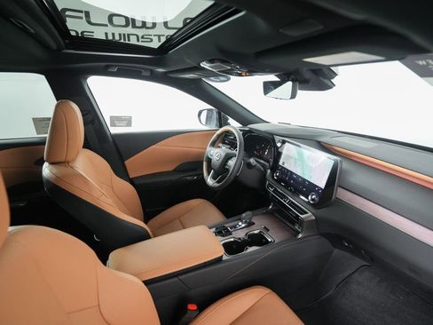 Certified 2025 Lexus RX 350 Premium Plus image 20