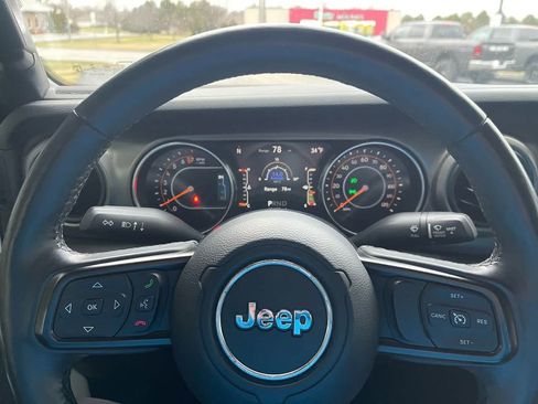 Used 2018 Jeep Wrangler Unlimited Sport S image 21