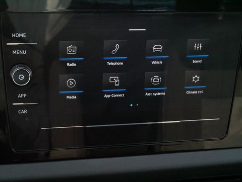 Used 2025 Volkswagen Jetta S image 23