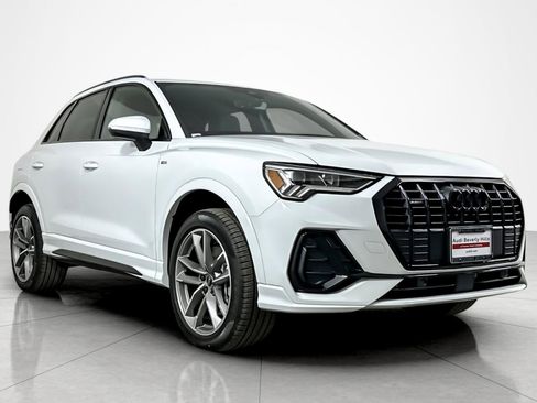 New 2025 Audi Q3 2.0T Premium image 2
