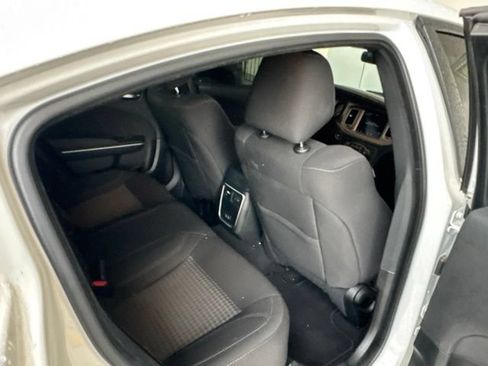 Used 2023 Dodge Charger SXT RWD image 19