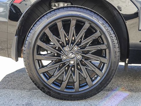 Used 2024 Hyundai Santa Fe Calligraphy image 11