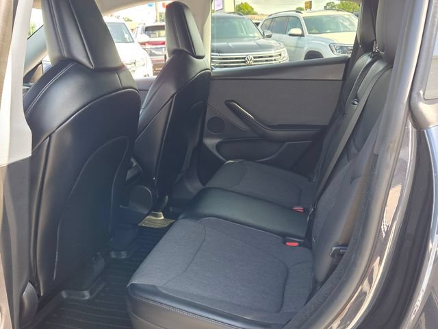 Used 2026 Tesla Model Y 2WD image 6