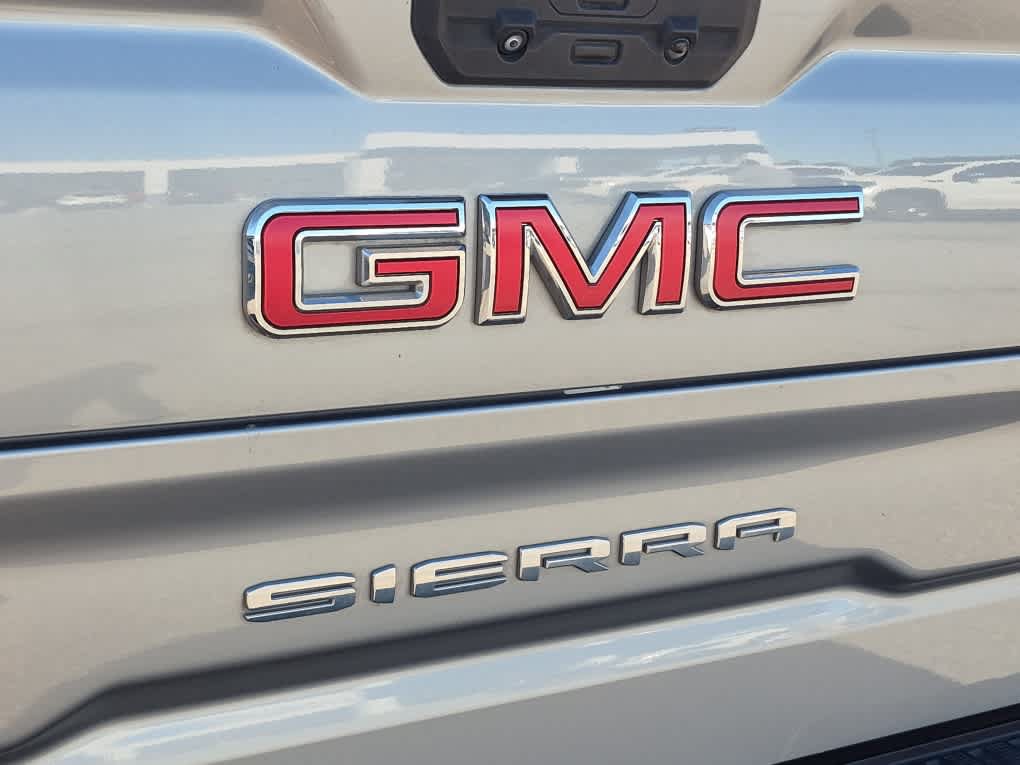 Used 2023 GMC Sierra 1500 SLT w/ SLT Premium Package AWD/4WD image 29