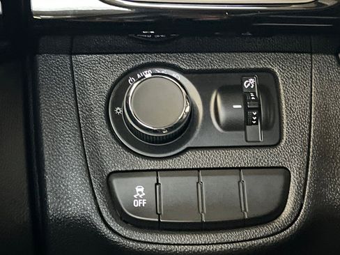 Used 2021 Chevrolet Spark LT image 34