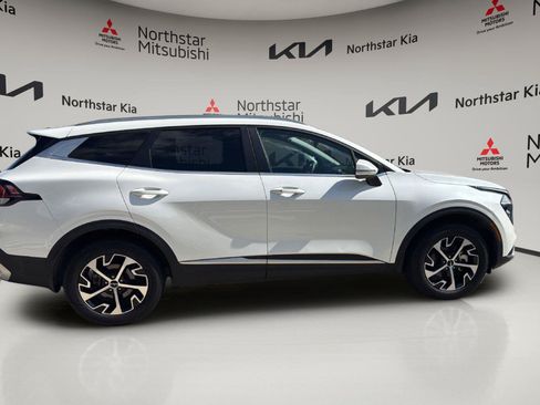 Used 2023 Kia Sportage EX AWD/4WD image 6