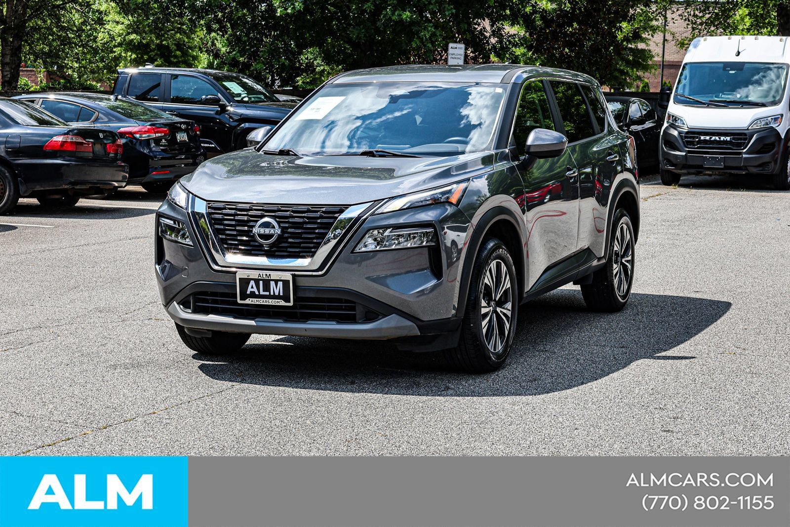 Used 2023 Nissan Rogue SV FWD image 3