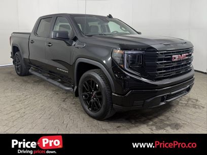 Used 2024 GMC Sierra 1500 Pro w/ Graphite Edition