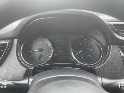 Used 2021 Nissan Rogue Sport S FWD image 15