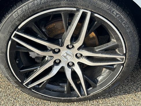 Used 2022 Honda Accord Touring image 9