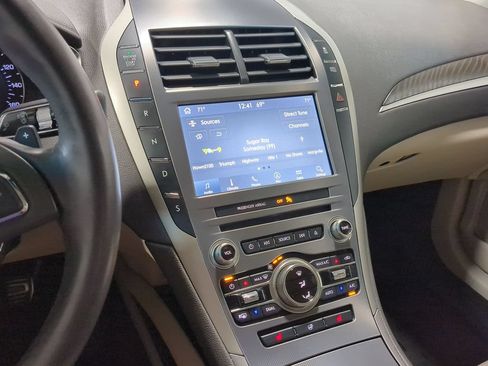 Used 2019 Lincoln MKZ Reserve w/ Reserve Plus Package FWD image 34