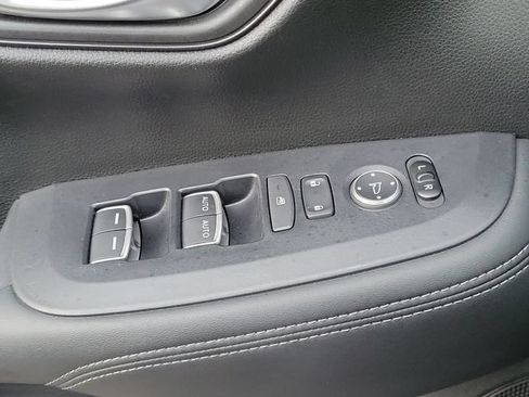 Used 2023 Honda HR-V EX-L image 14