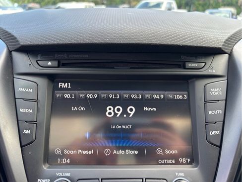 Used 2014 Hyundai Veloster Turbo w/ Turbo Technology Package 04 FWD image 24