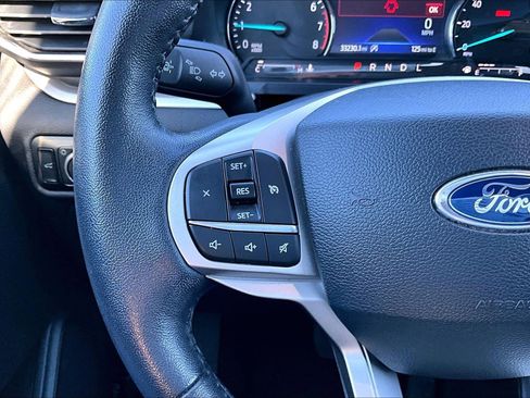Used 2024 Ford Explorer XLT w/ Equipment Group 202A image 11