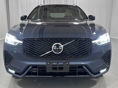 Certified 2026 Volvo XC60 B5 Plus AWD/4WD image 3