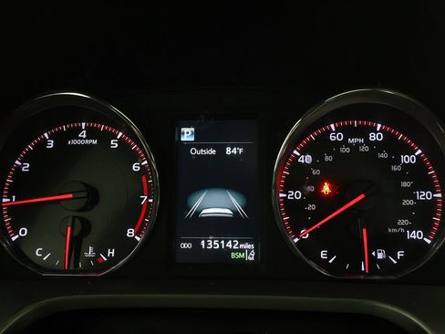 Used 2017 Toyota RAV4 SE AWD/4WD image 34