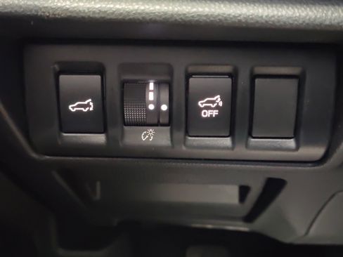 Used 2025 Subaru Outback Onyx Edition AWD/4WD image 26