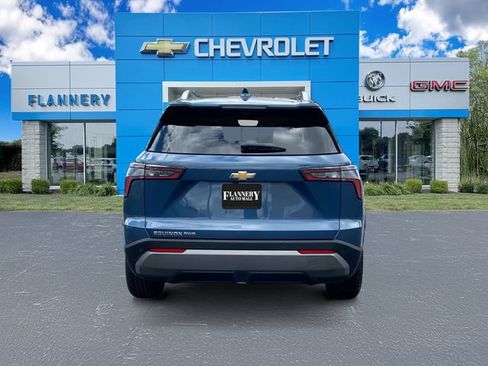 Certified 2025 Chevrolet Equinox LT w/ Convenience Package II AWD/4WD image 4