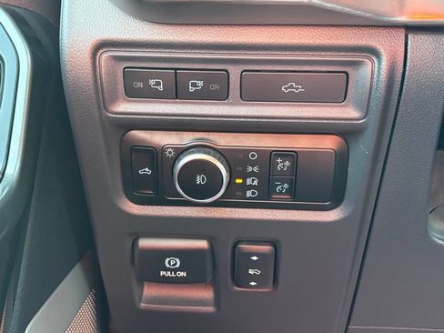 Used 2023 Ford F150 Lariat w/ Equipment Group 502A High AWD/4WD image 31
