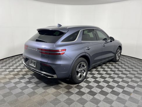 Used 2026 Genesis GV70 2.5T Advanced AWD/4WD image 5