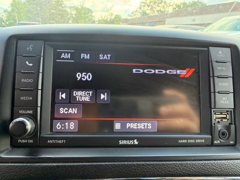 Used 2019 Dodge Grand Caravan SXT FWD image 26