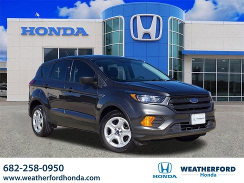 Used 2019 Ford Escape S image 1