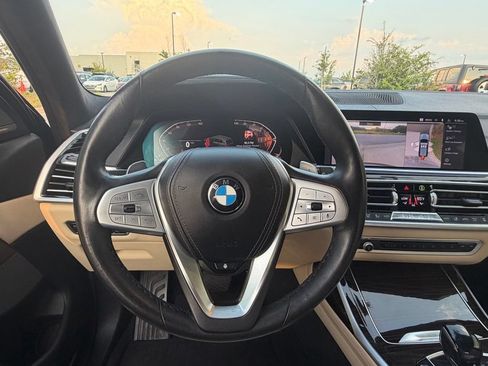 Used 2021 BMW X7 xDrive40i w/ Premium Package AWD/4WD image 18