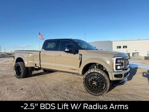 New 2026 Ford F450 XLT w/ XLT Premium Package image 4