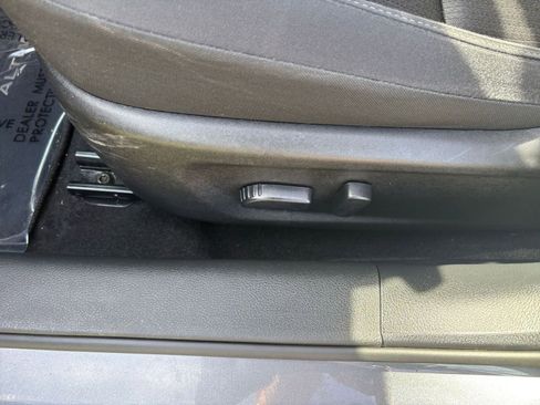 Used 2025 Nissan Altima 2.5 SV FWD image 22