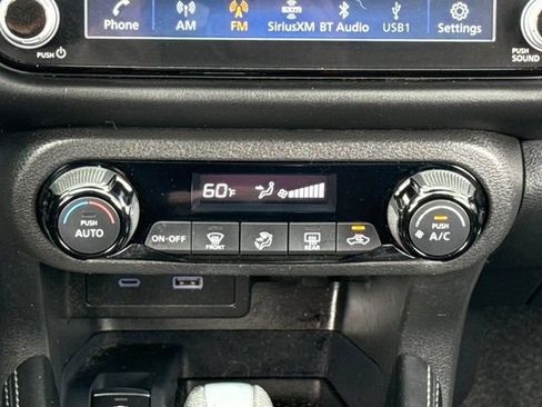 Certified 2023 Nissan Kicks SR FWD image 18
