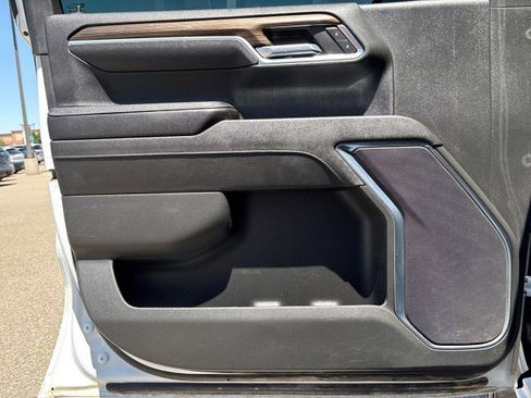 Used 2023 Chevrolet Silverado 1500 LT Trail Boss w/ Protection Package image 8