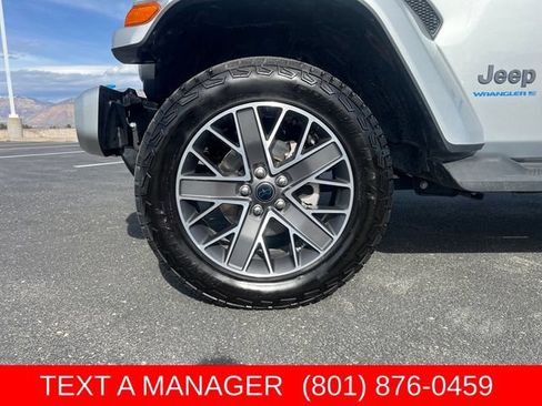 Used 2024 Jeep Wrangler High Altitude AWD/4WD image 25