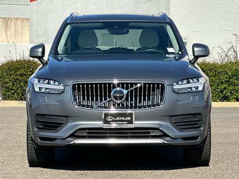 Used 2020 Volvo XC90 T8 Momentum w/ Protection Package Premier image 10