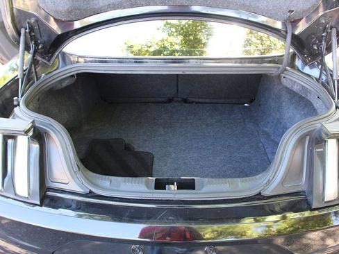 Used 2018 Ford Mustang GT Premium w/ Black Accent Package image 12