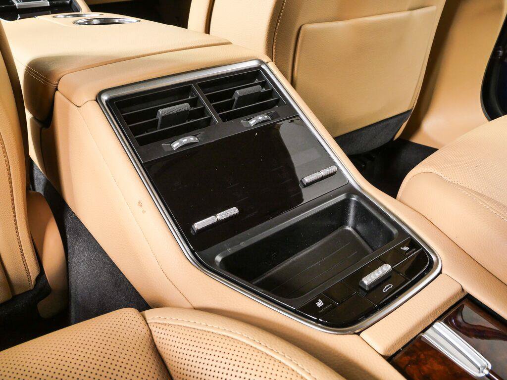 Certified 2023 Porsche Panamera Platinum Edition RWD image 22