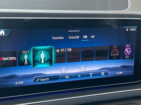 Certified 2025 Mercedes-Benz GLS 450 4MATIC image 18