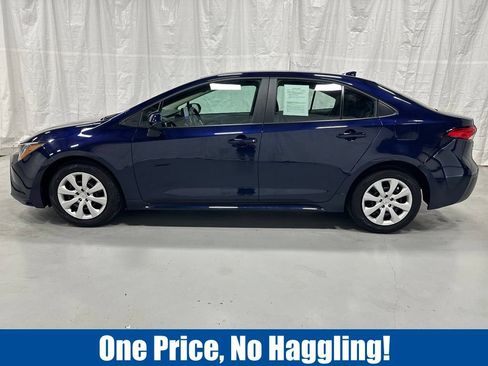 Used 2026 Toyota Corolla LE FWD image 4
